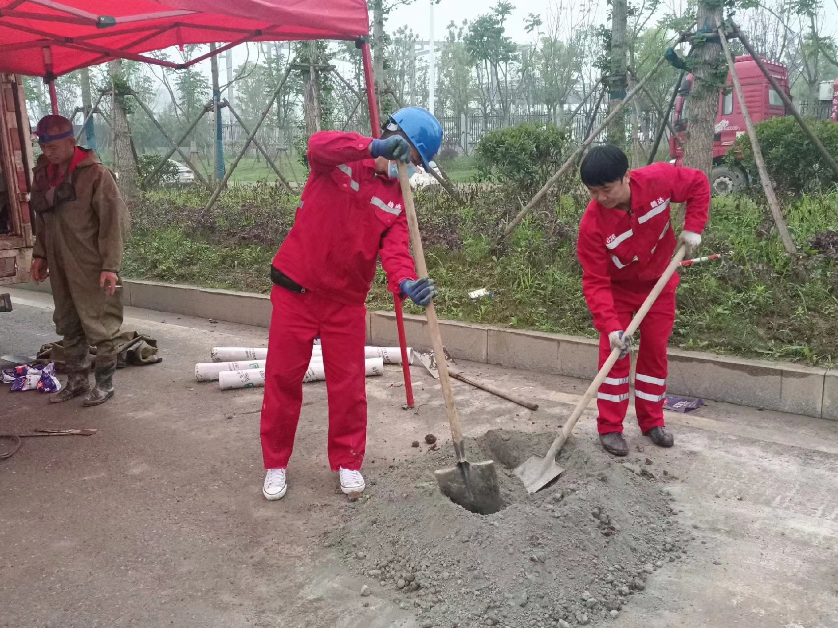 进贤管道疏通哪家好】及时进行市政管道清淤